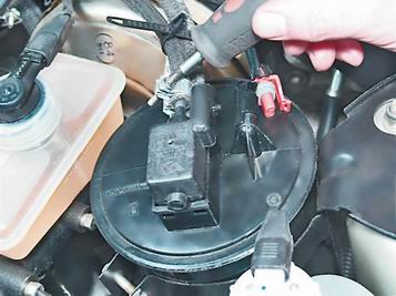 Как проверить и заменить клапан продувки адсорбера на ВАЗ 2114